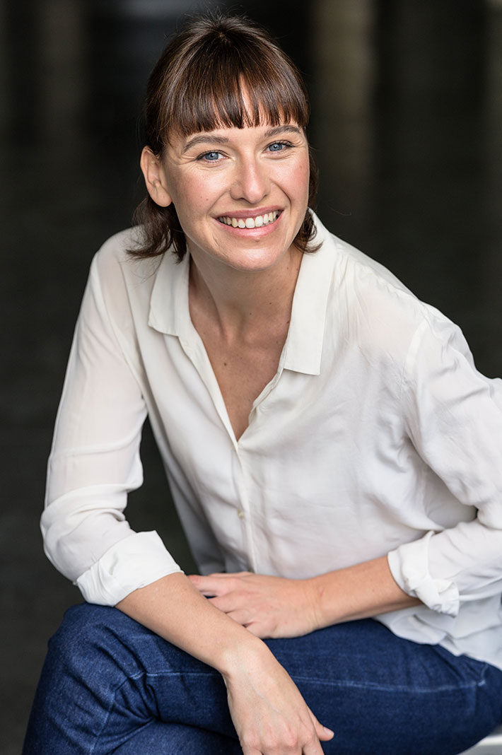 Book photo de Margaux Borel fait à Marseille par ulrike monso